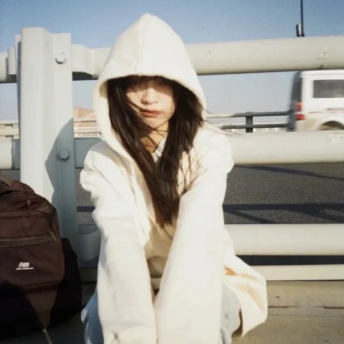 顾盼生香